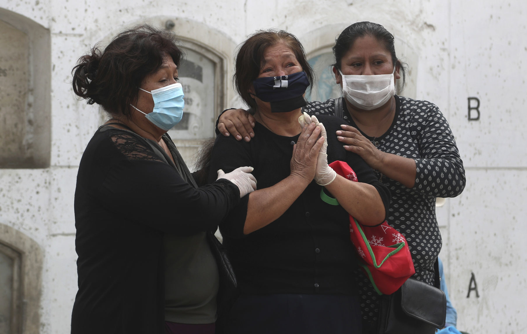 APTOPIX Virus Outbreak Peru